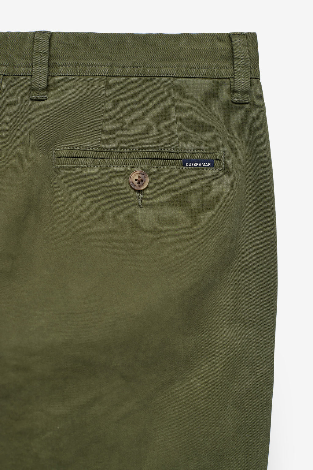 PANTALONES CHINO SARGAS CON PINZAS