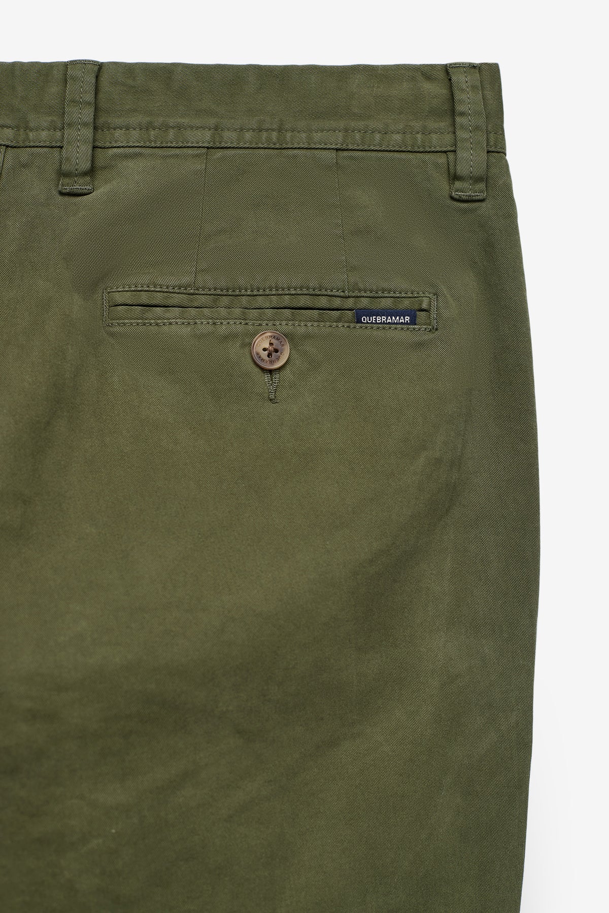 PANTALONES CHINO SARGAS CON PINZAS