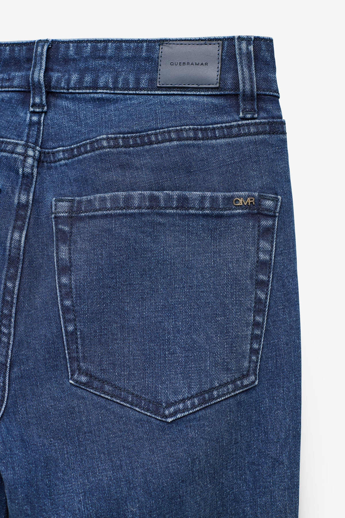 PANTALONES VAQUEROS DE CAMPANA