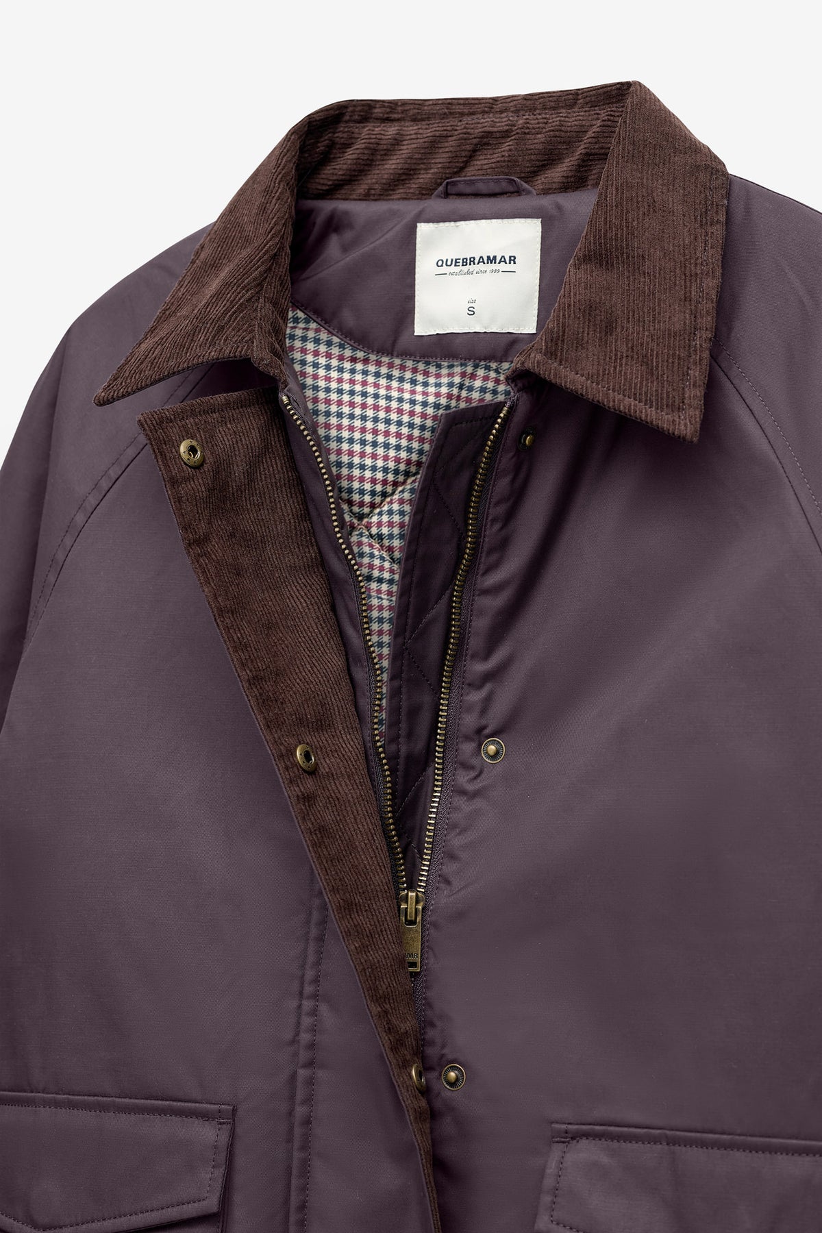 CHAQUETA ENCERADA CON CUELLO DE PANA