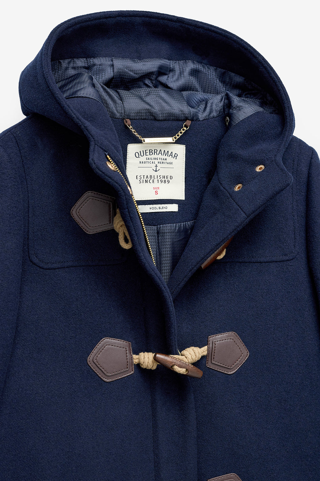 CHAQUETA DE PUNTO LARGO MEDIO CON CAPUCHA