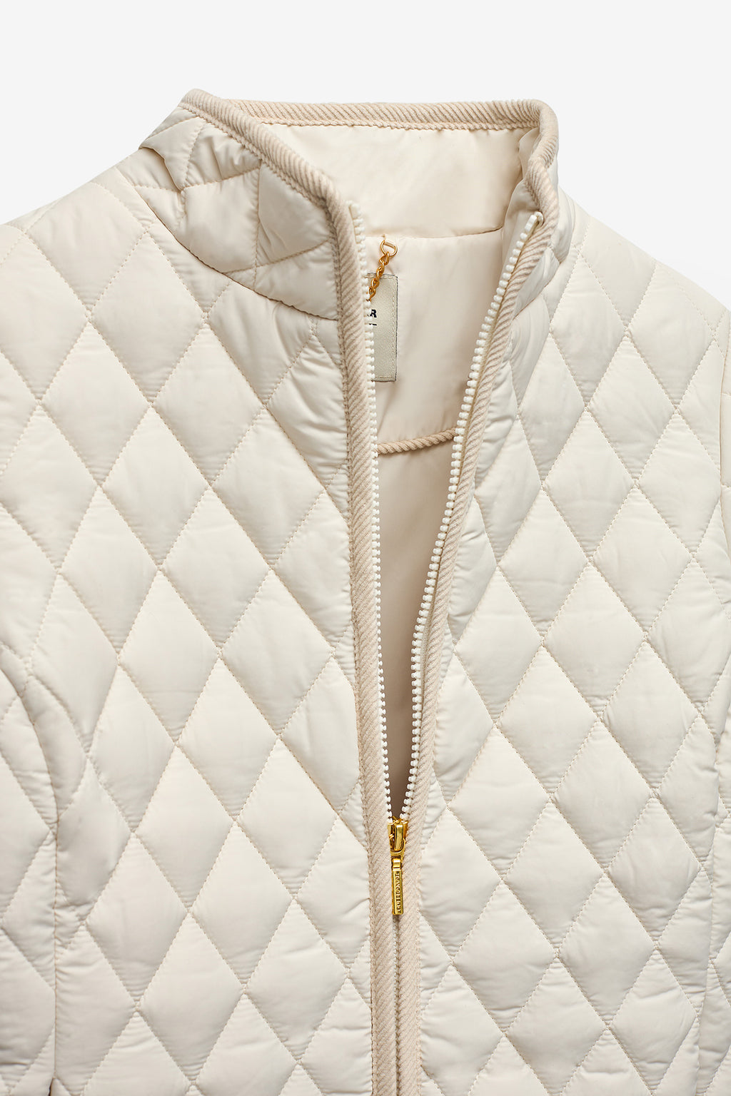 CHAQUETA ACOLCHADA CON CUELLO ALTO