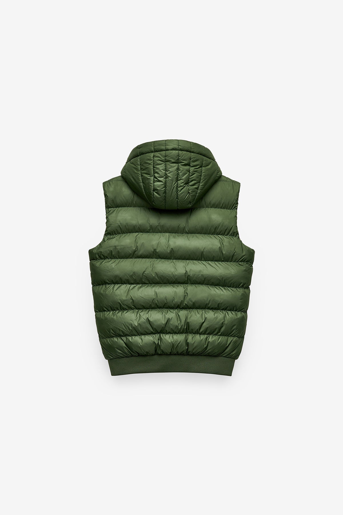 CHALECO ACOLCHADO CON DISTINTIVO