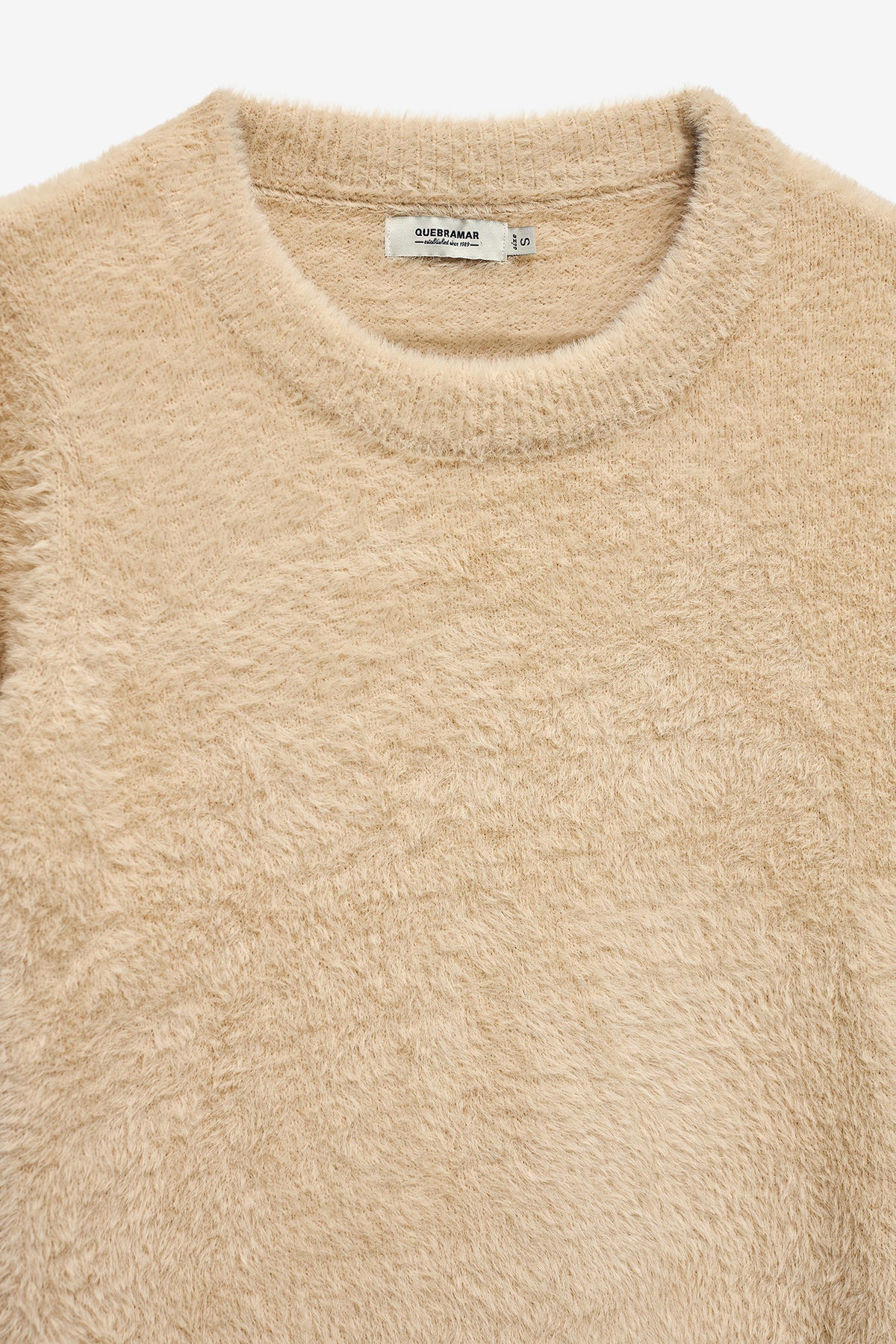 CAMISETA CON EFECTO PELUCHE