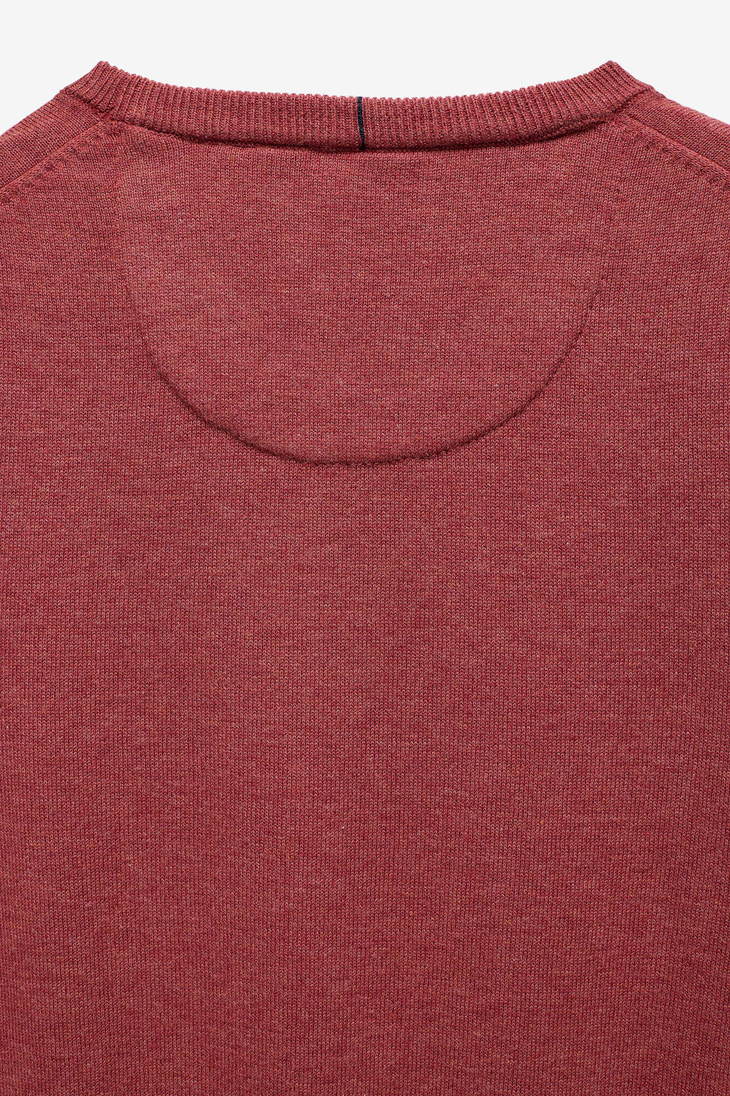 CAMISETA BÁSICA CON ESCOTE REDONDO