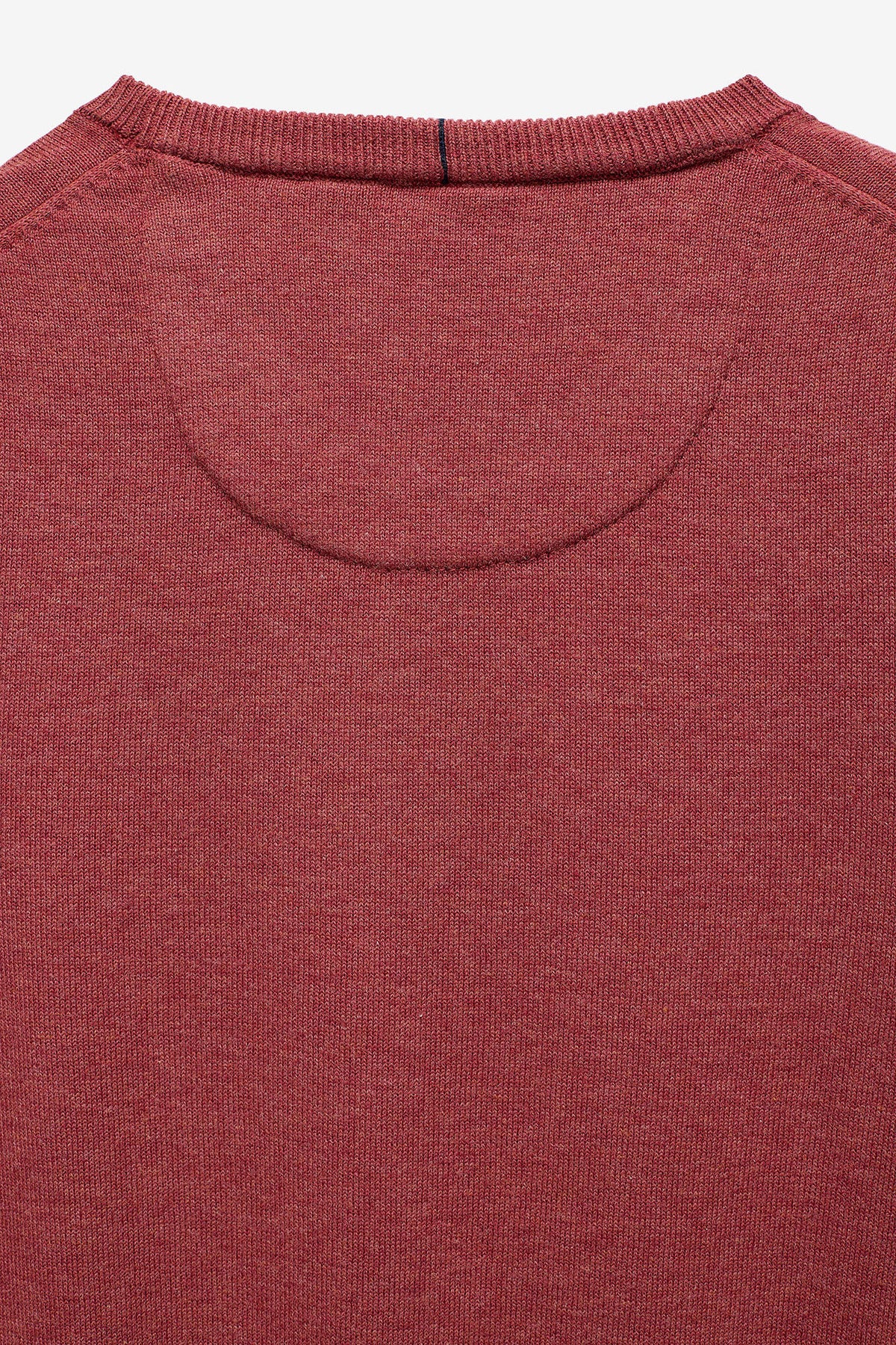 CAMISETA BÁSICA CON ESCOTE REDONDO