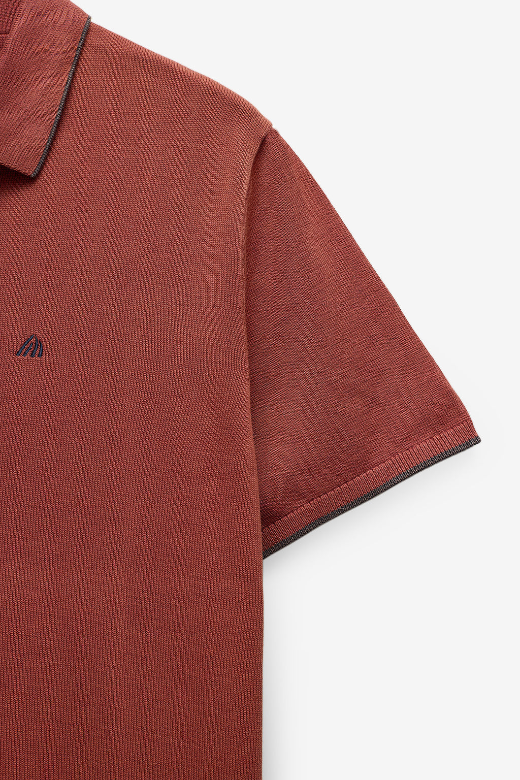 CAMISOLA GOLA POLO COM BOTÕES