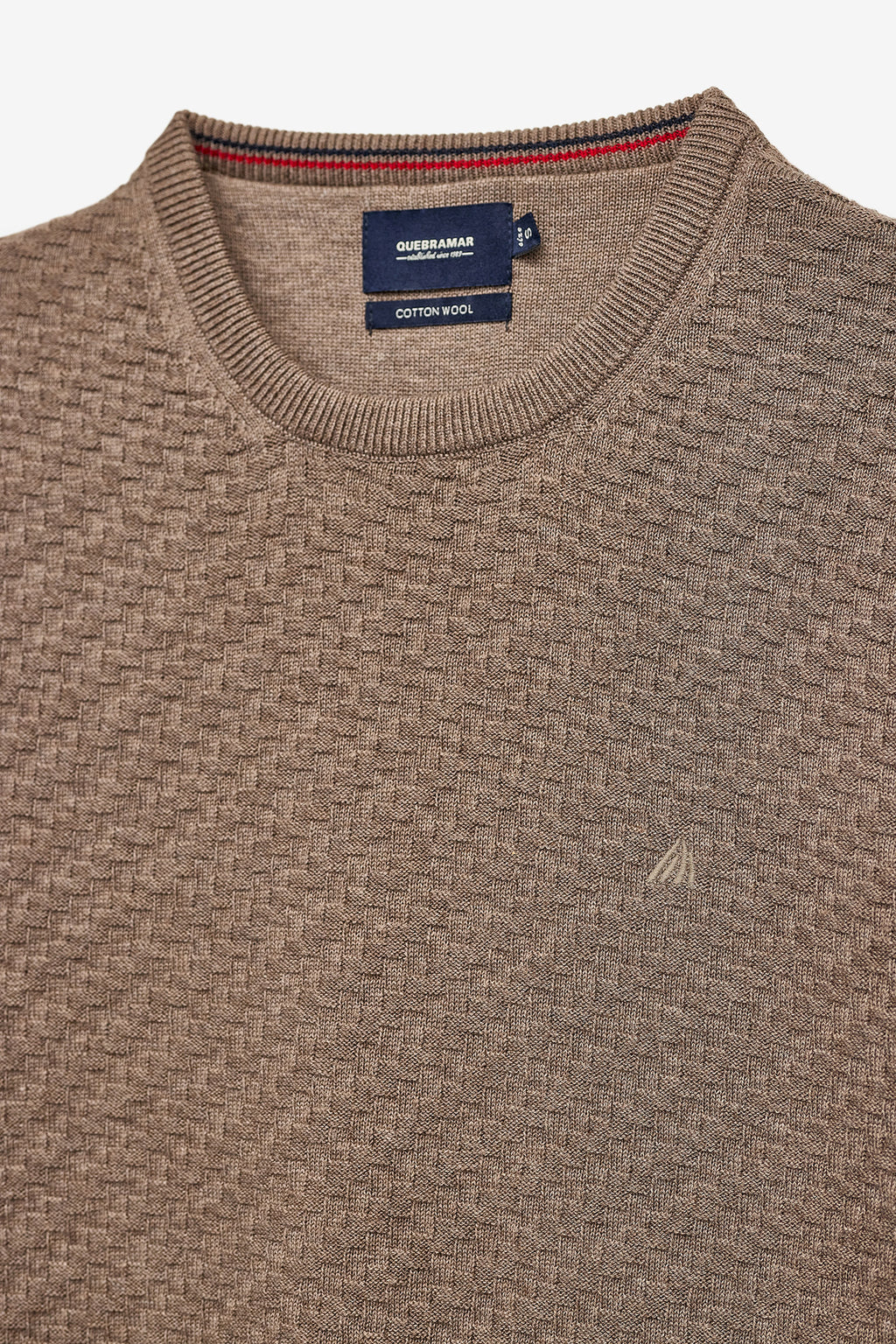 CAMISOLA COM ESTRUTURA