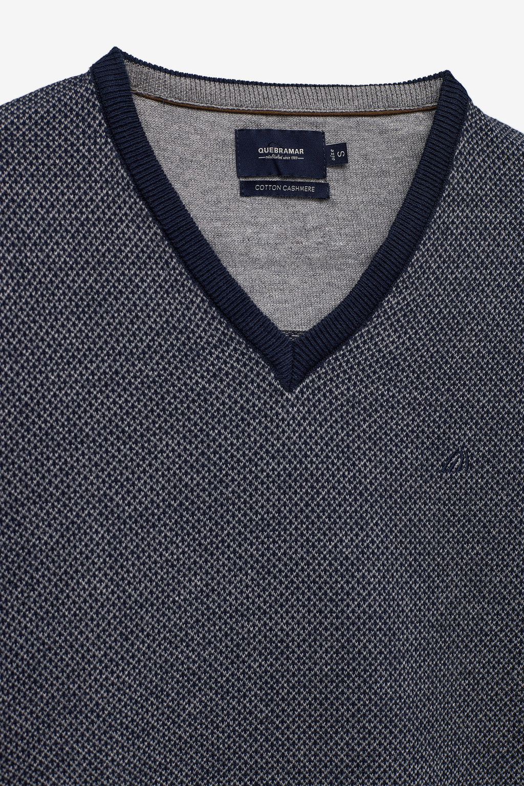 CAMISOLA JACQUARD COM CAXEMIRA