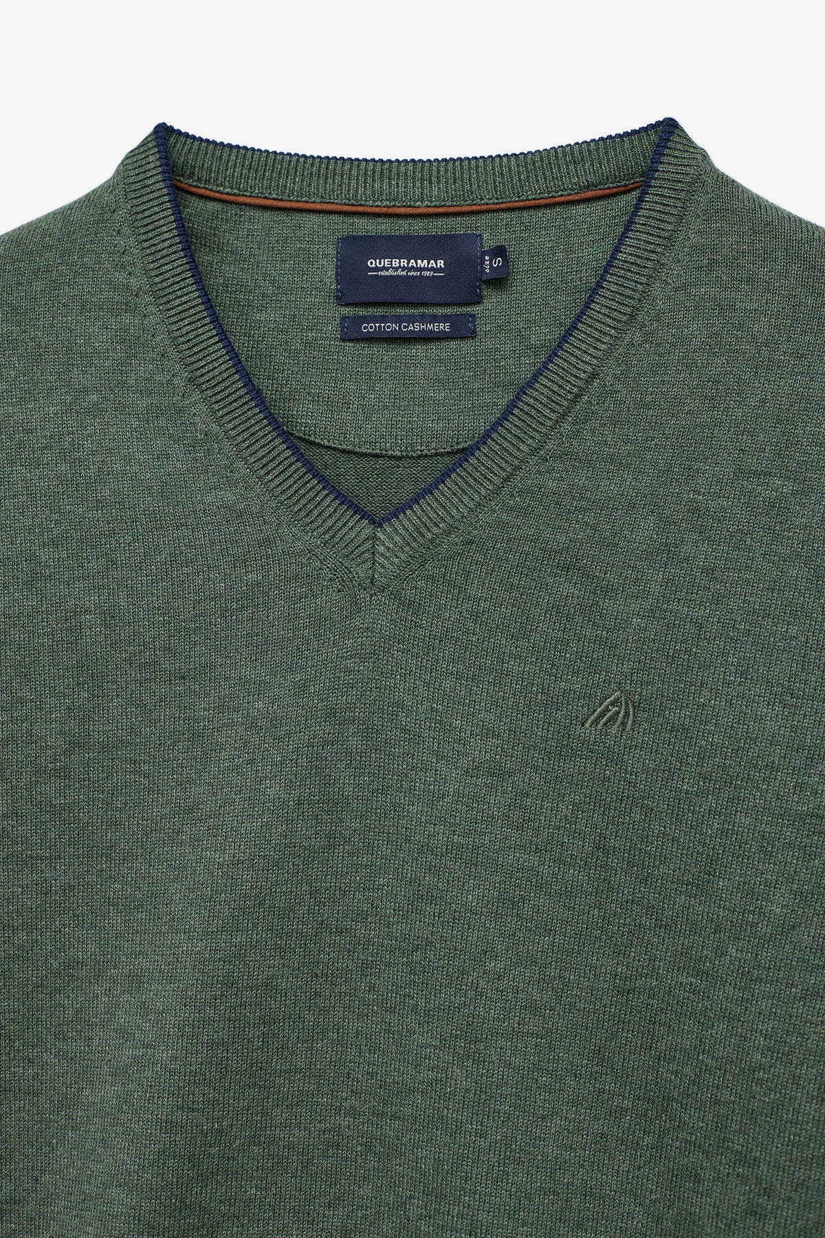CAMISOLA COM CAXEMIRA E DECOTE EM V