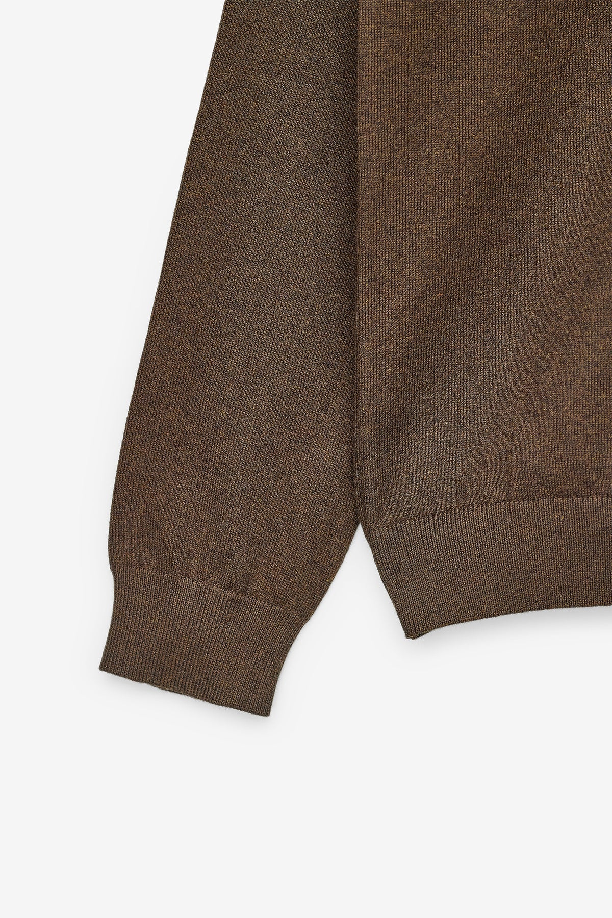 CAMISOLA DE MALHA BÁSICA DECOTE EM V