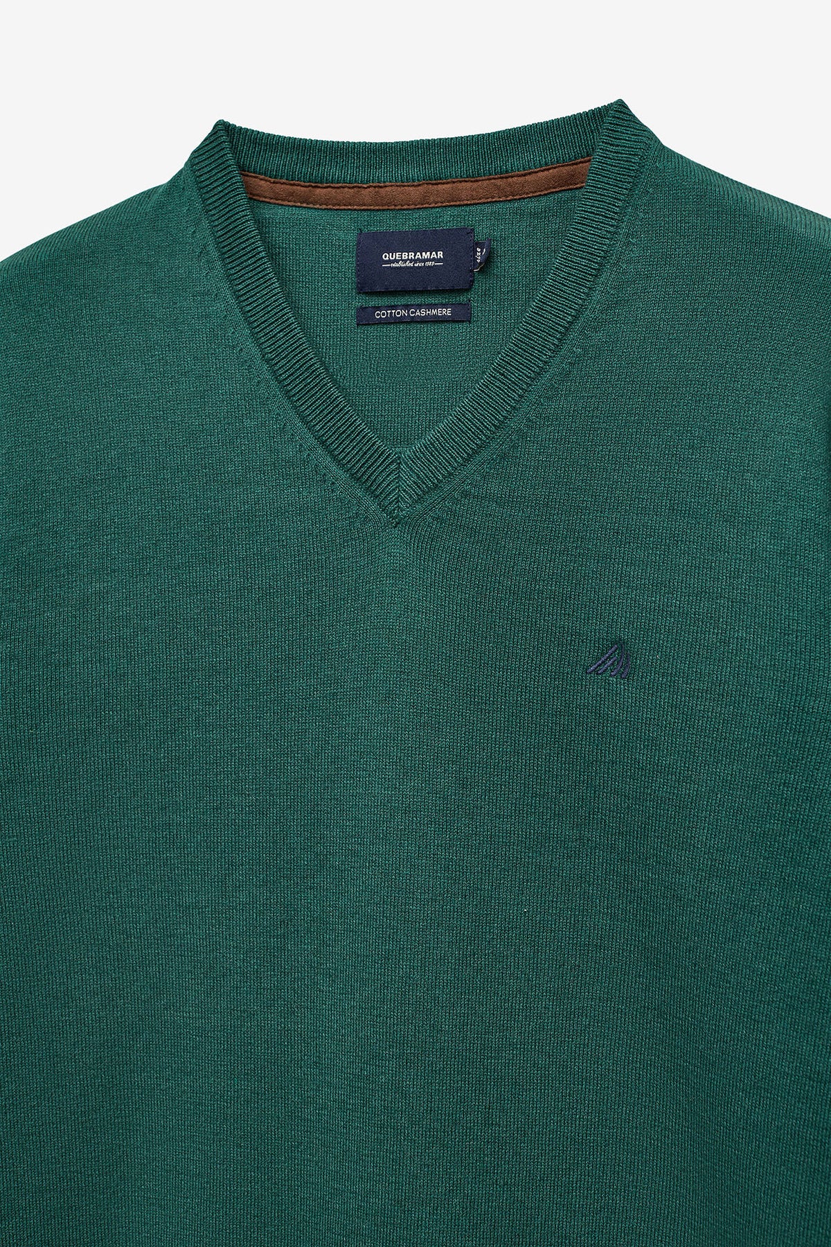 JERSEY ESCOTE EN V