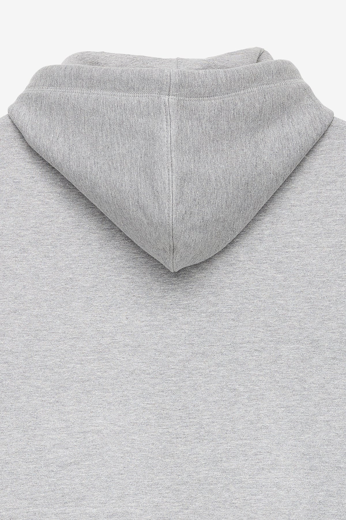 SWEATSHIRT BORDADA COM CAPUZ