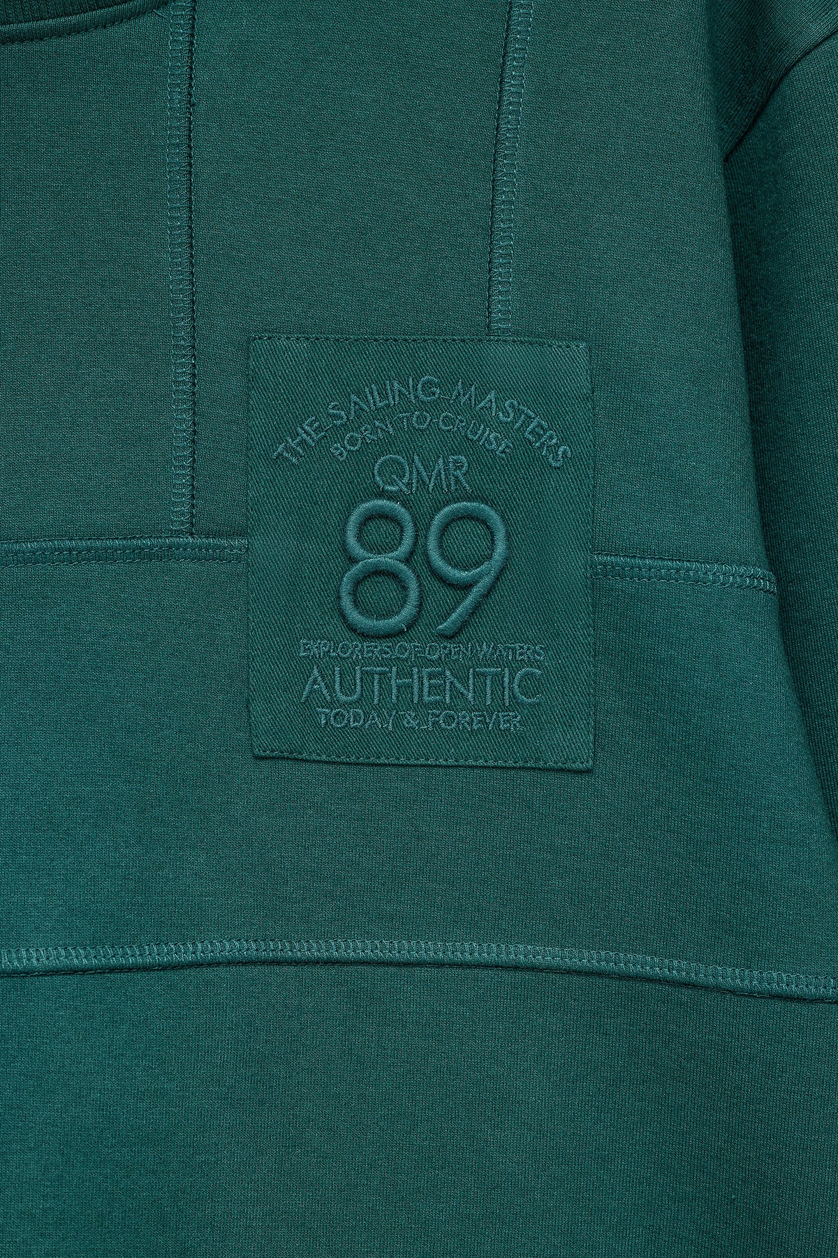 SWEATSHIRT QMR COM CAPUZ