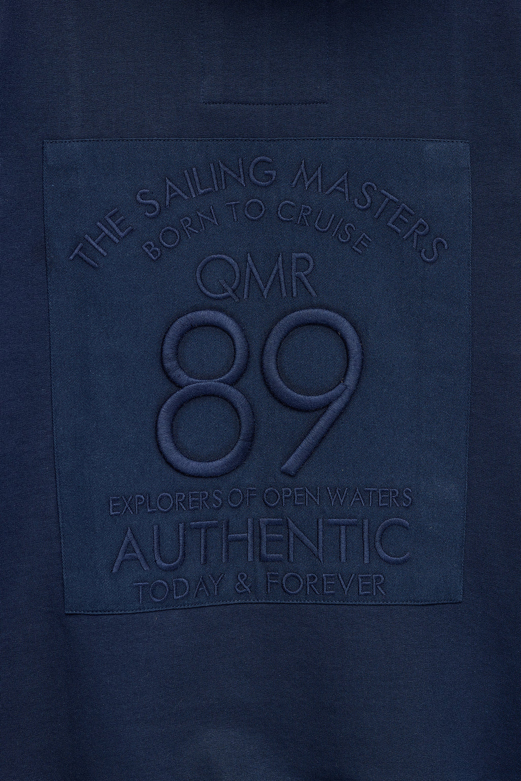 SWEATSHIRT QMR COM CAPUZ