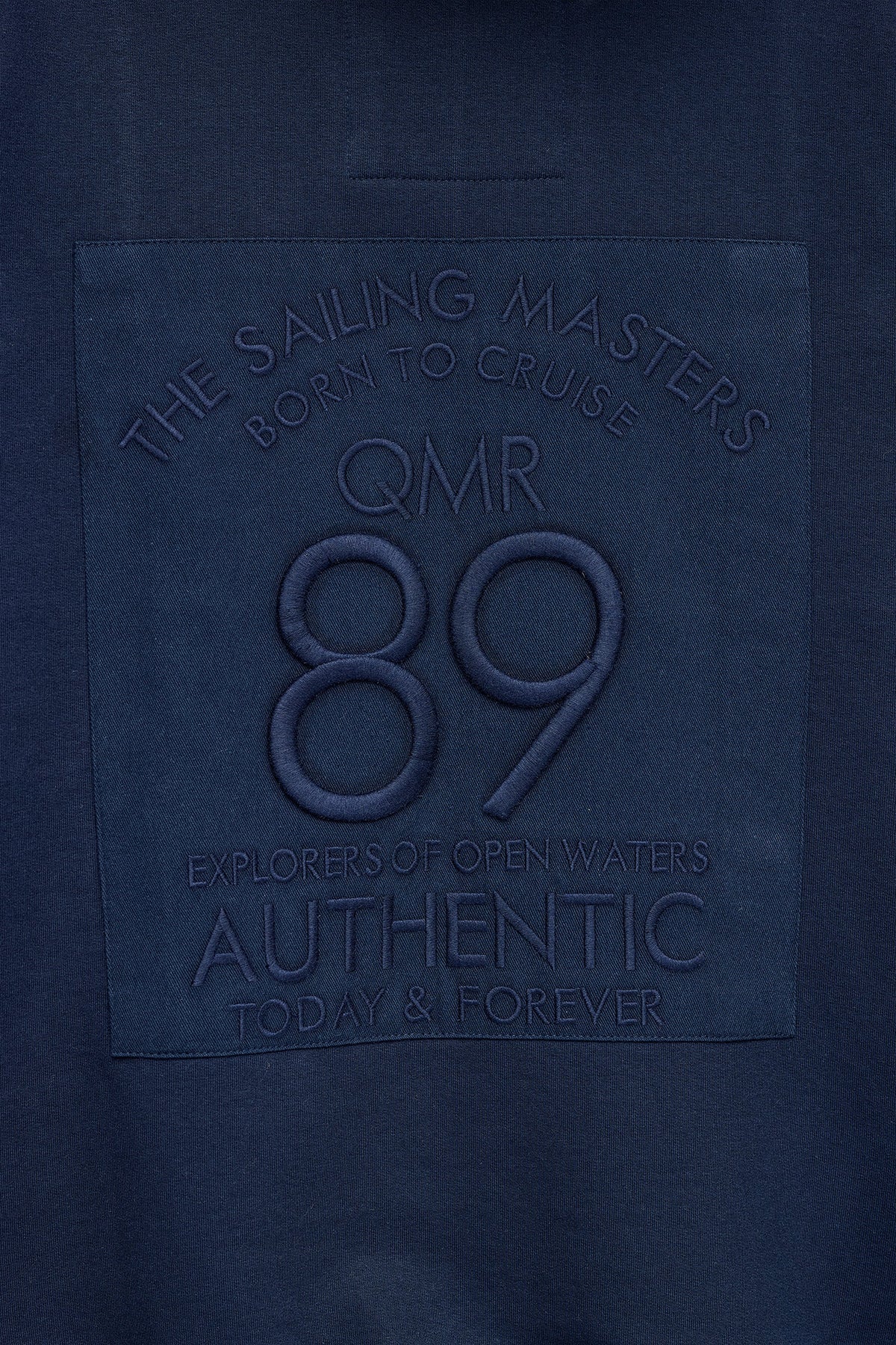 SWEATSHIRT QMR COM CAPUZ
