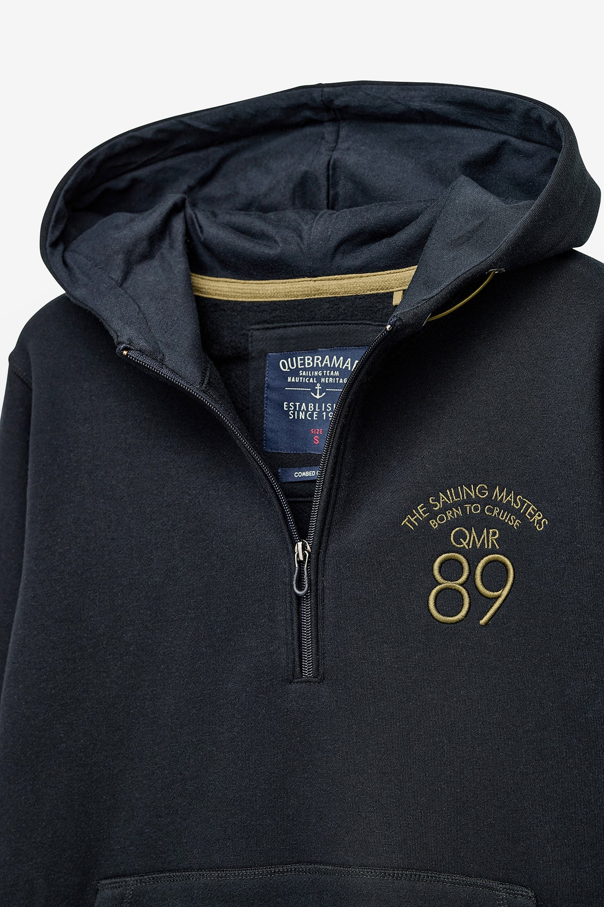 SWEATSHIRT COM CAPUZ E 1/2 FECHO