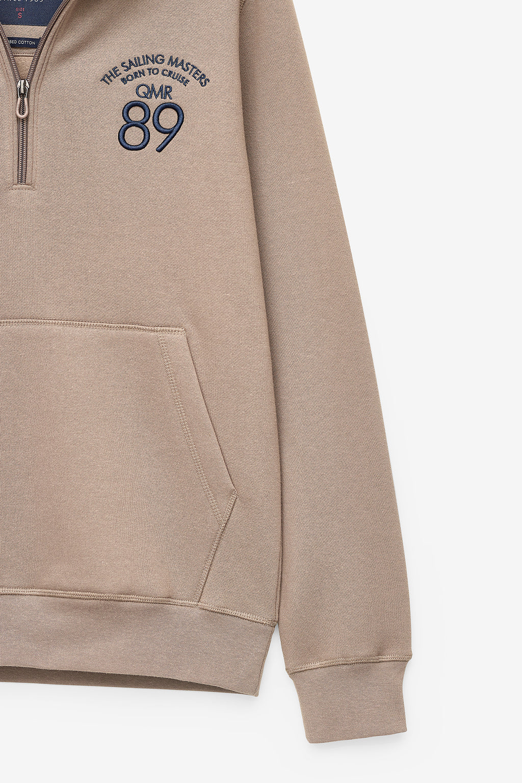 SWEATSHIRT COM CAPUZ E 1/2 FECHO