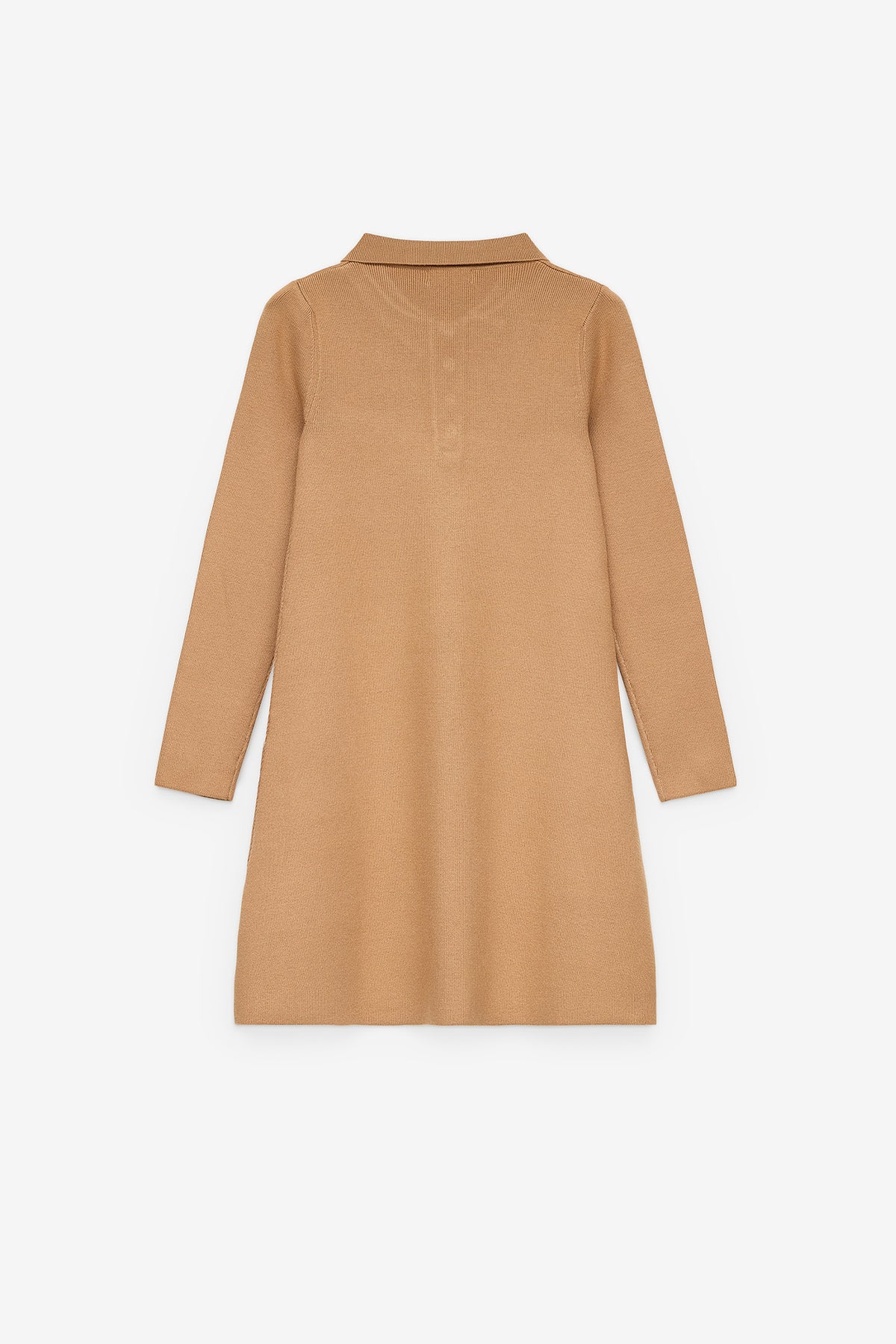 VESTIDO DE PUNTO CON CUELLO POLO
