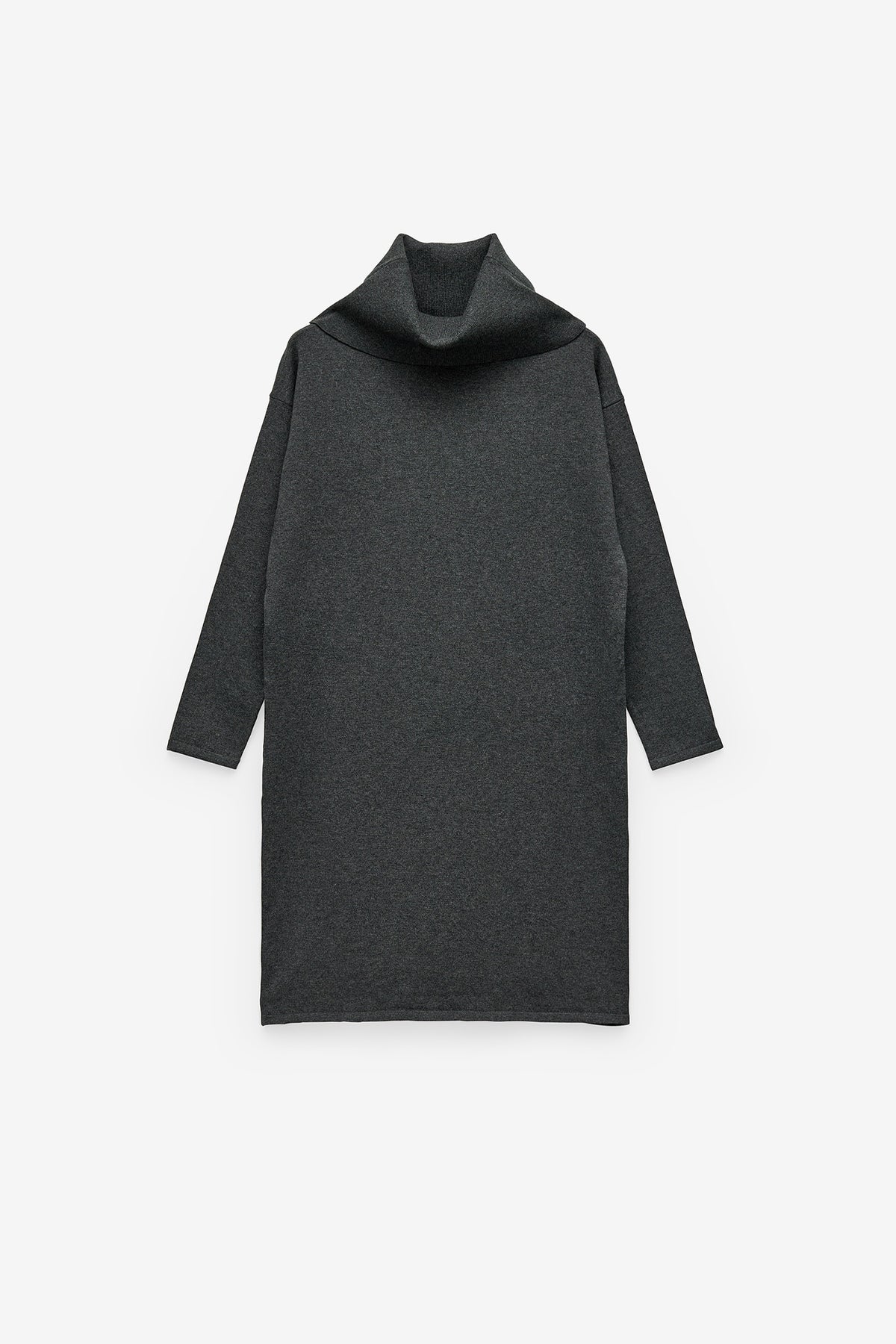 VESTIDO EM MALHA GOLA ALTA