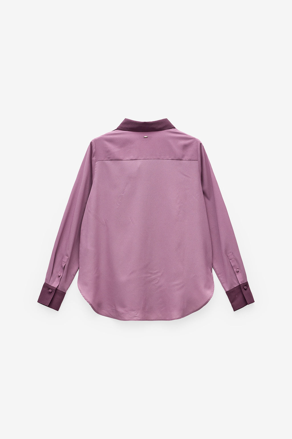 CAMISA COM CONTRASTE DE COR