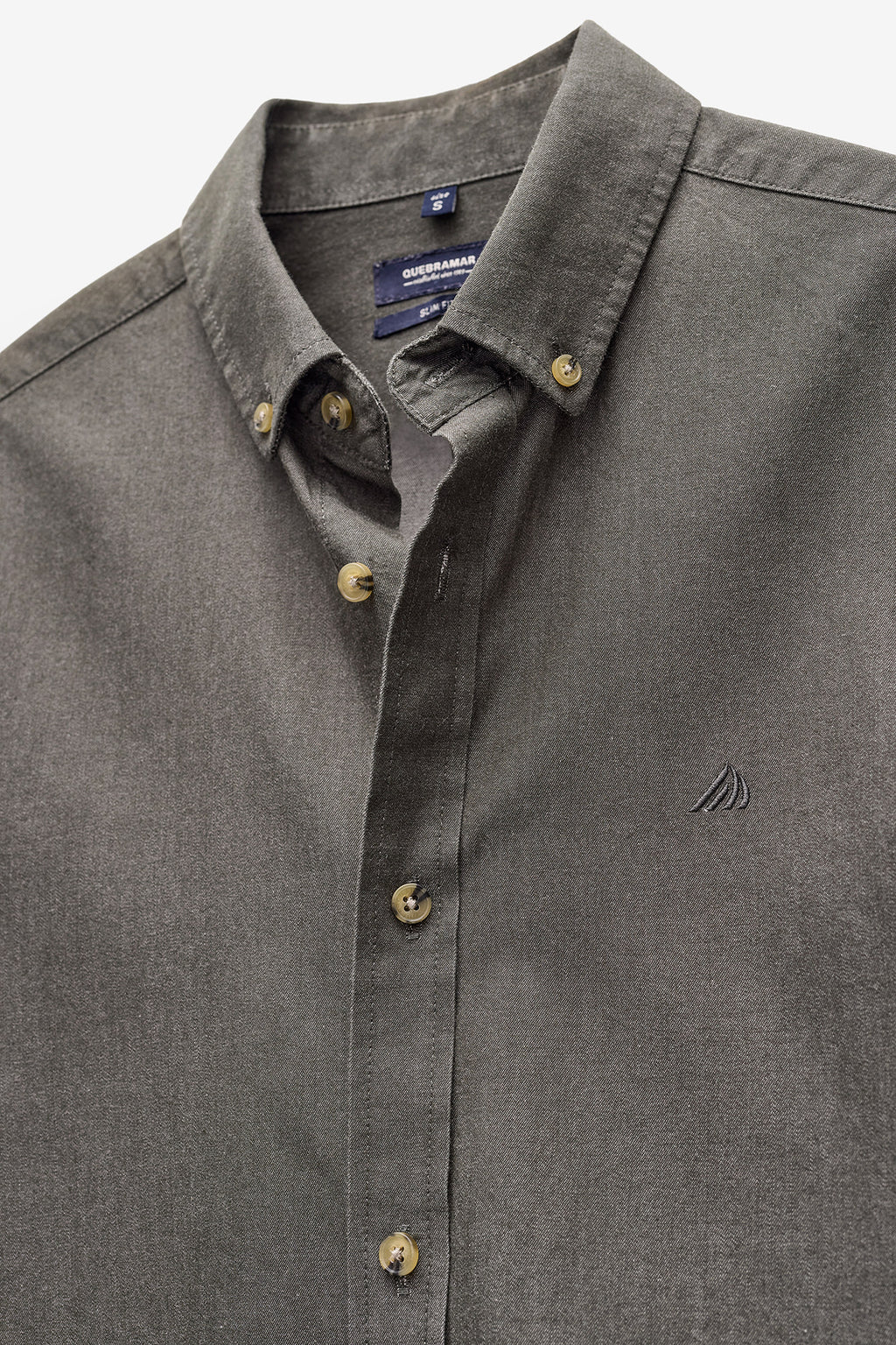 CAMISA EM GANGA LEVE SLIM FIT
