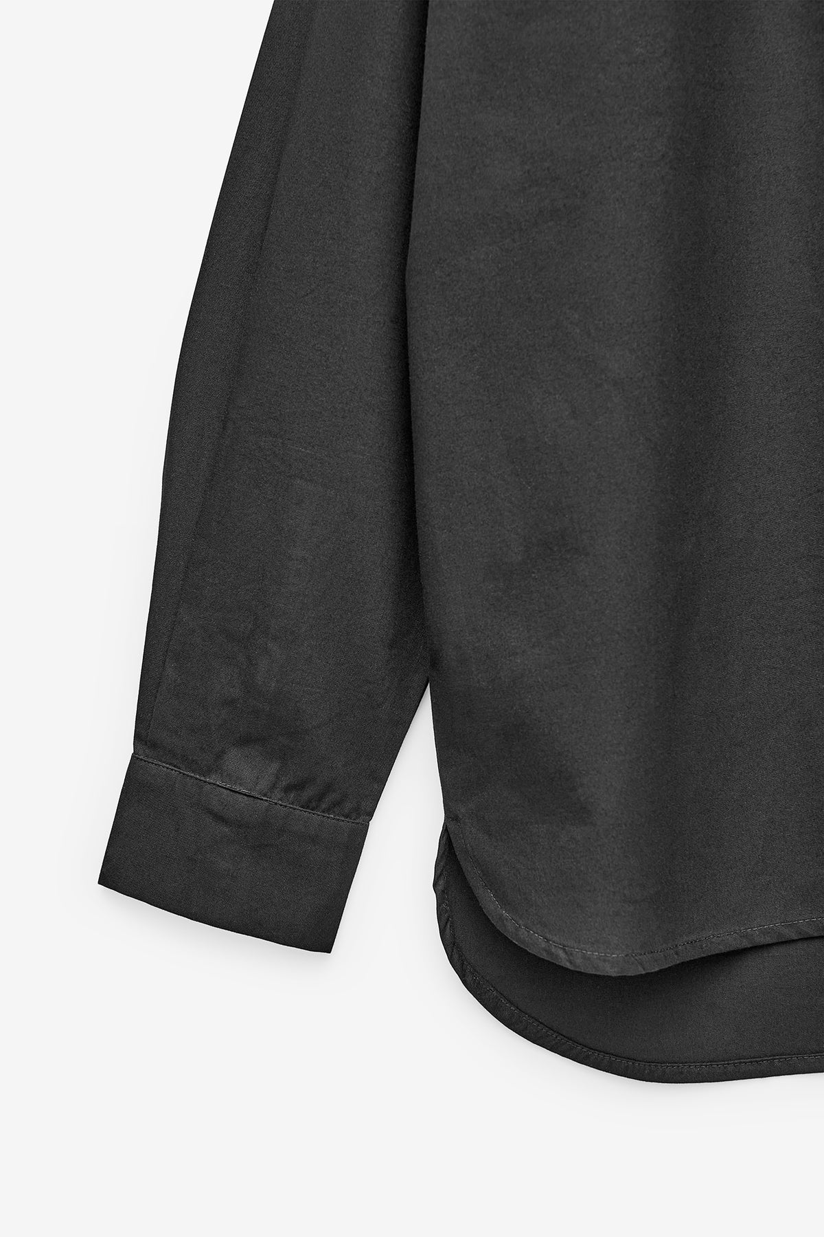 CAMISA OVERSIZE COM MISSANGAS