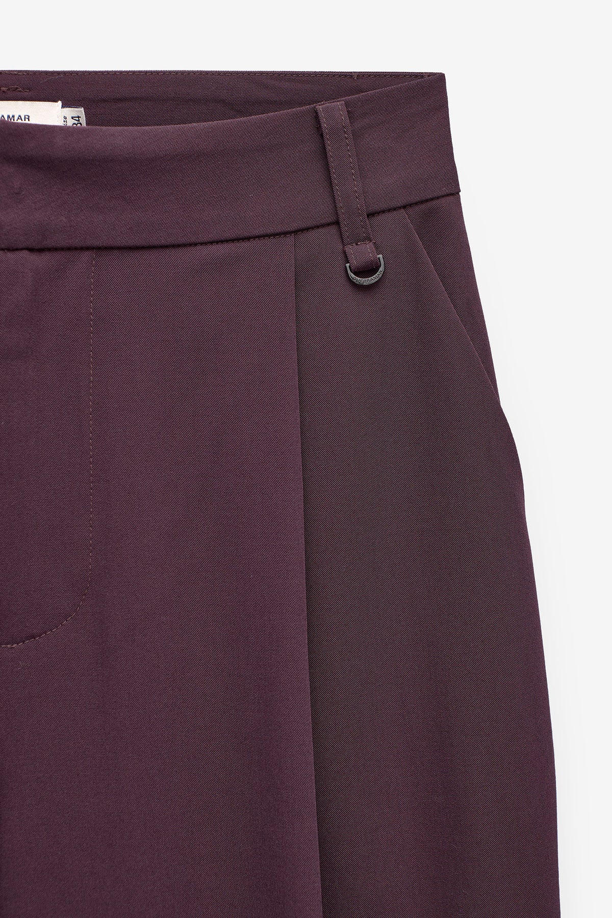CALÇAS WIDE LEG COM PREGAS