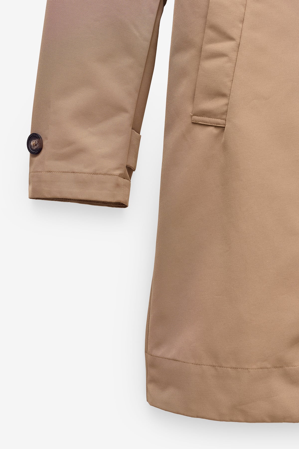GABARDINE CORTE MÉDIO COM CAPUZ
