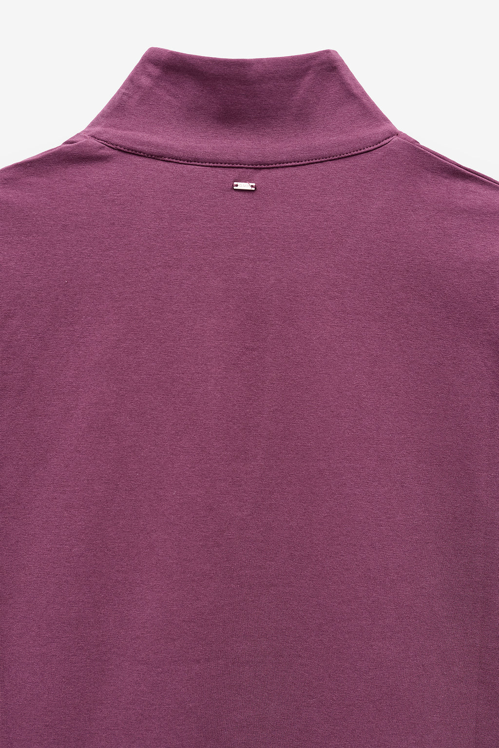 LONGSLEEVE COM DECOTE EM V