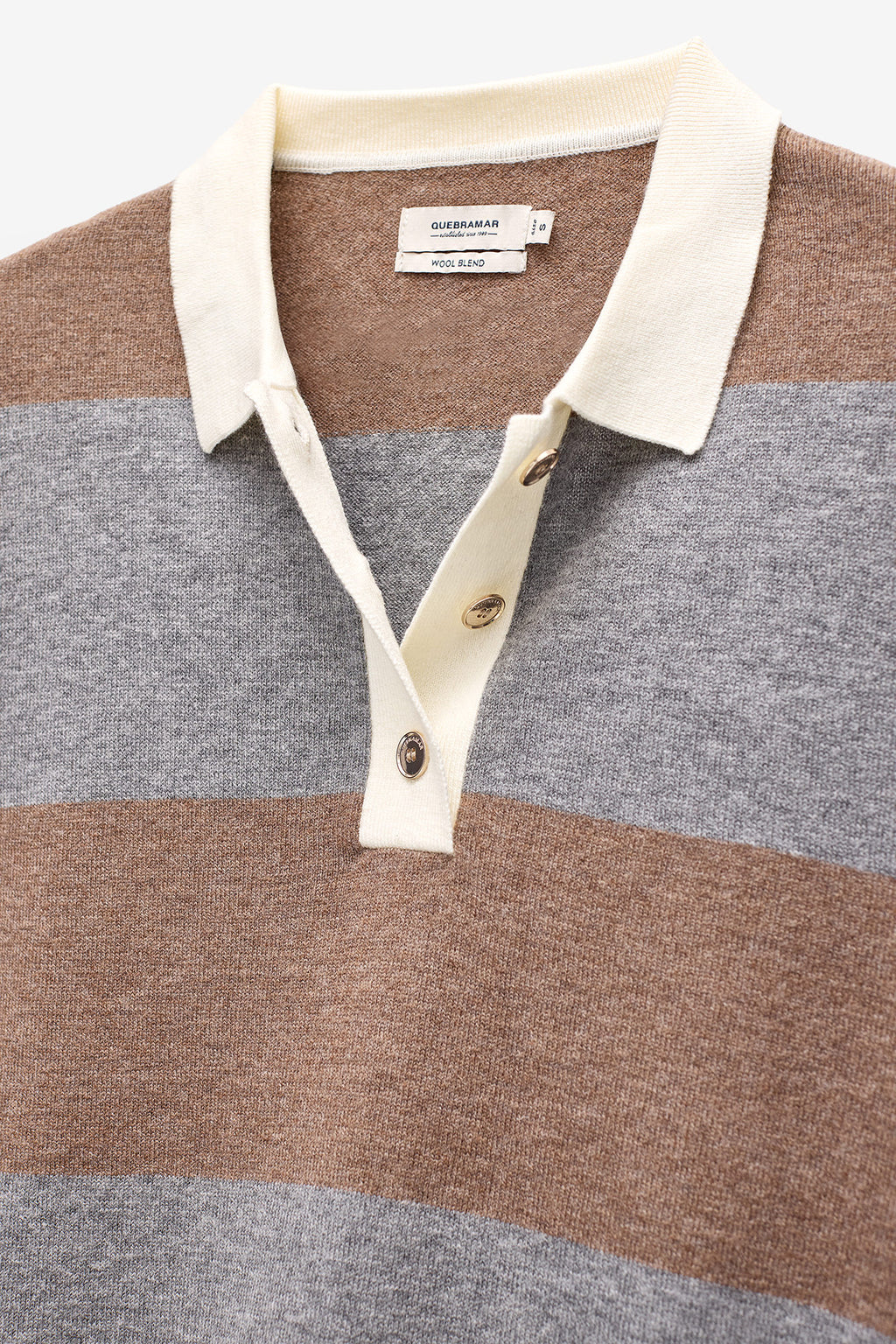 POLO DE MALHA ÀS RISCAS