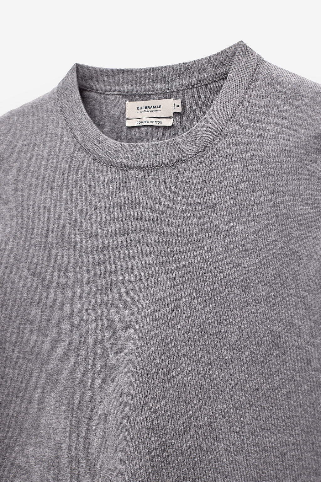 CAMISOLA DE MALHA COM DECOTE REDONDO