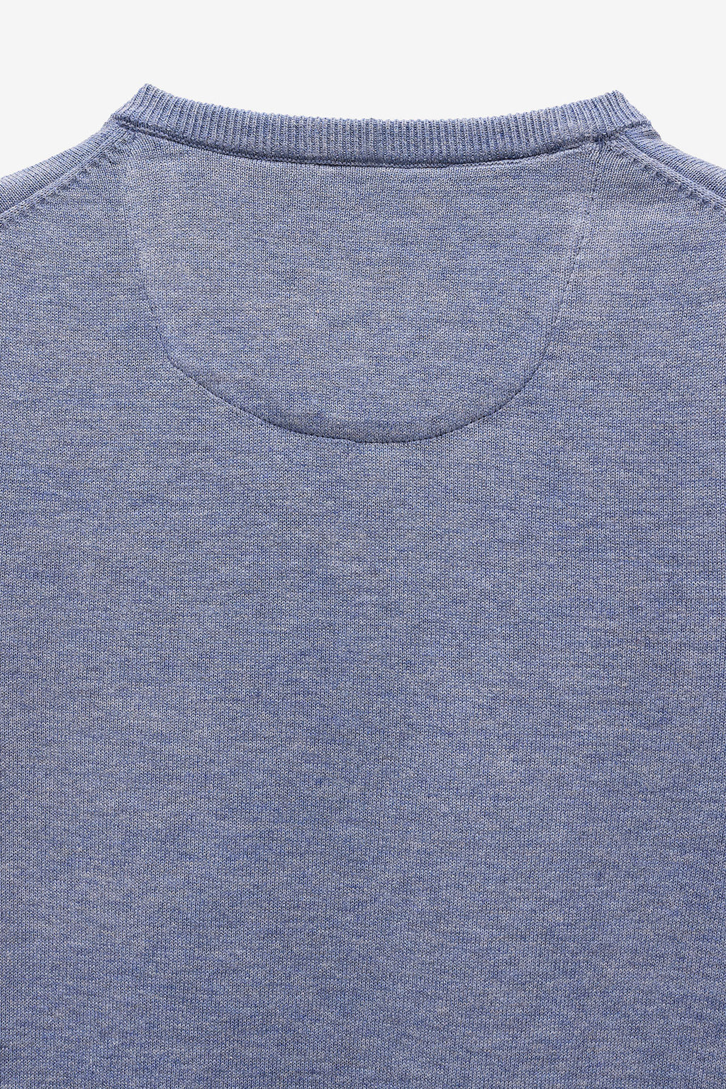 CAMISOLA BÁSICA DECOTE EM V