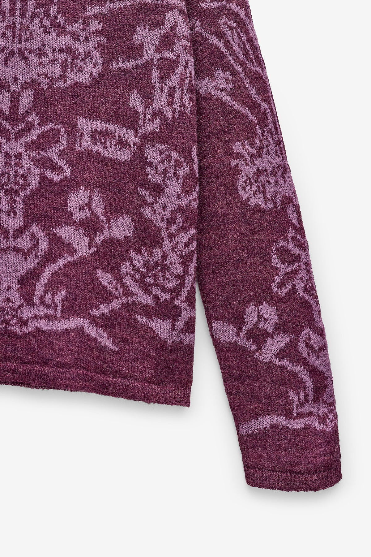 MALHA COM JACQUARD FLORAL