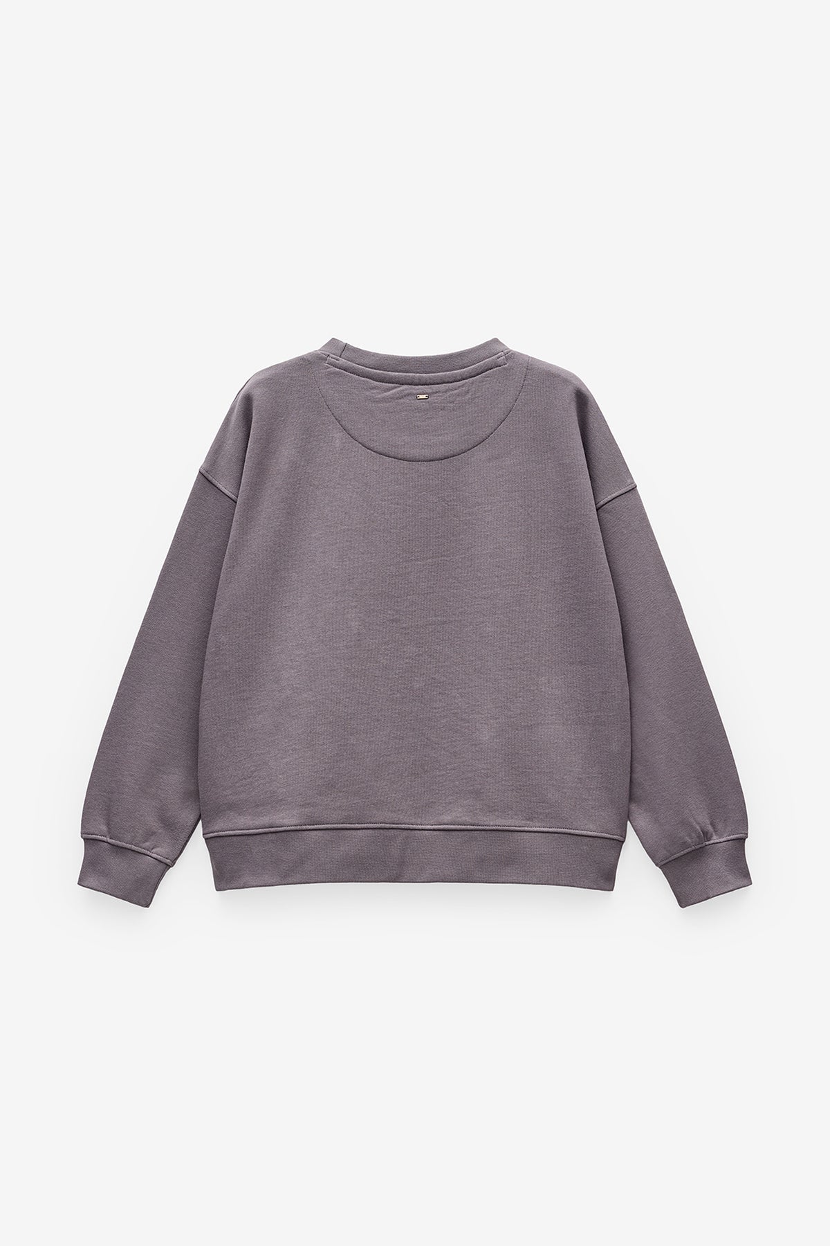 SWEATSHIRT COM APLICAÇÕES BRILHANTES