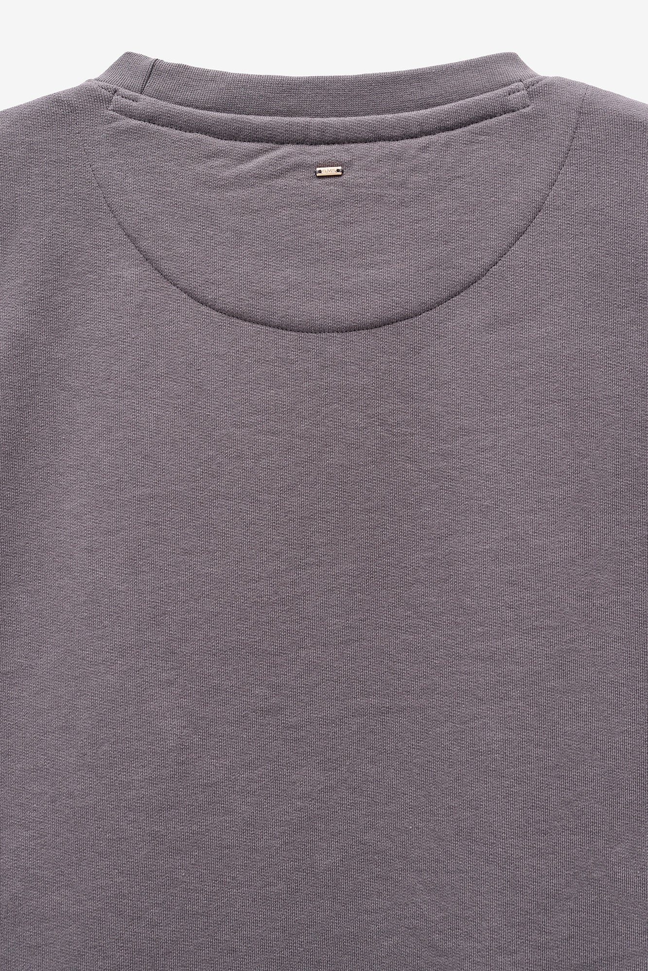 SWEATSHIRT COM APLICAÇÕES BRILHANTES