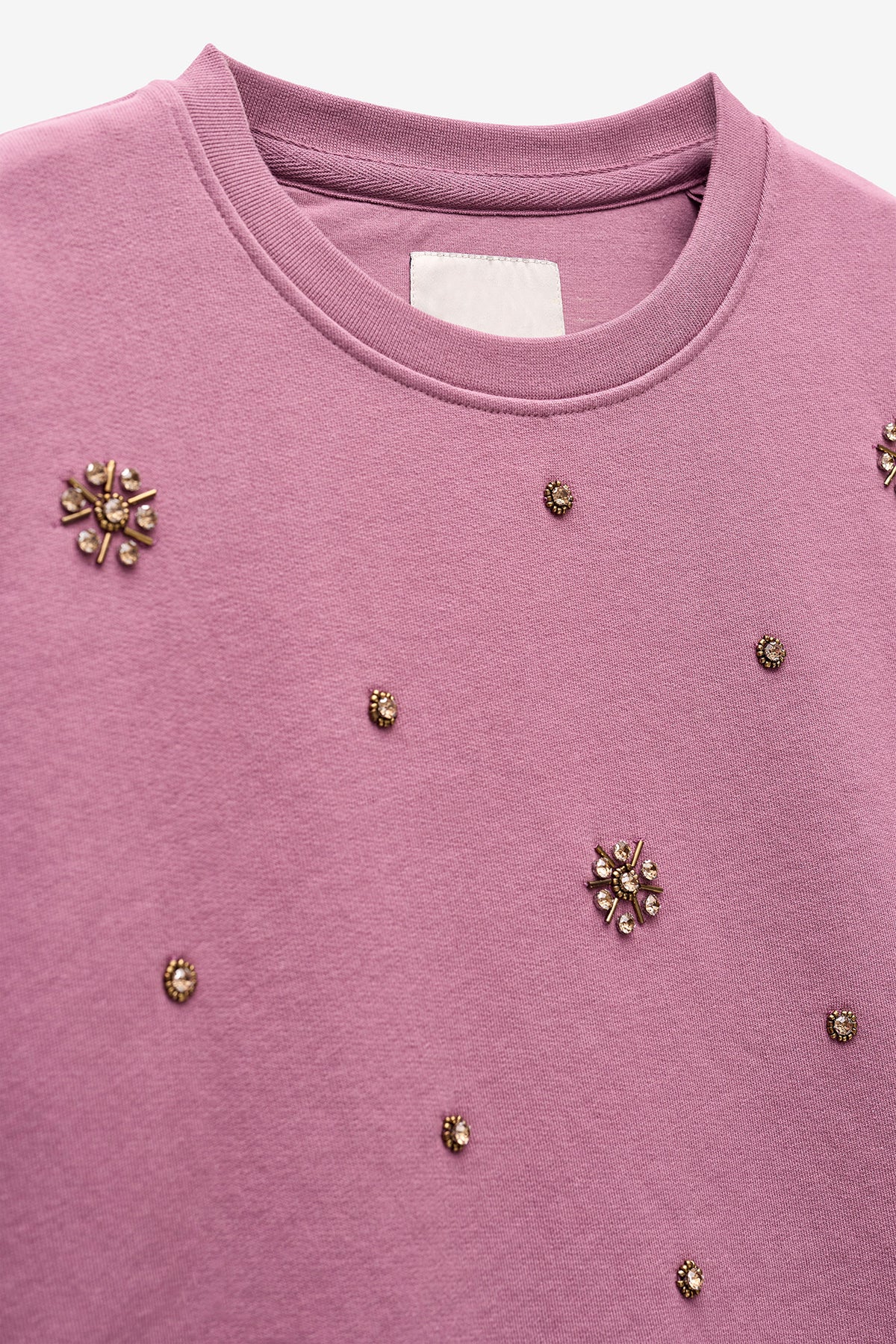 SWEATSHIRT COM APLICAÇÕES BRILHANTES