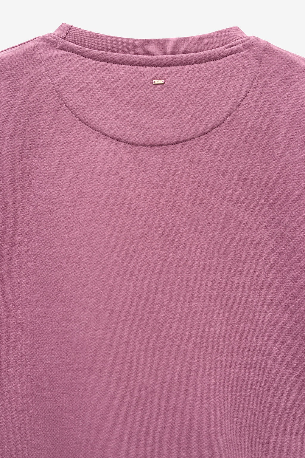 SWEATSHIRT COM APLICAÇÕES BRILHANTES