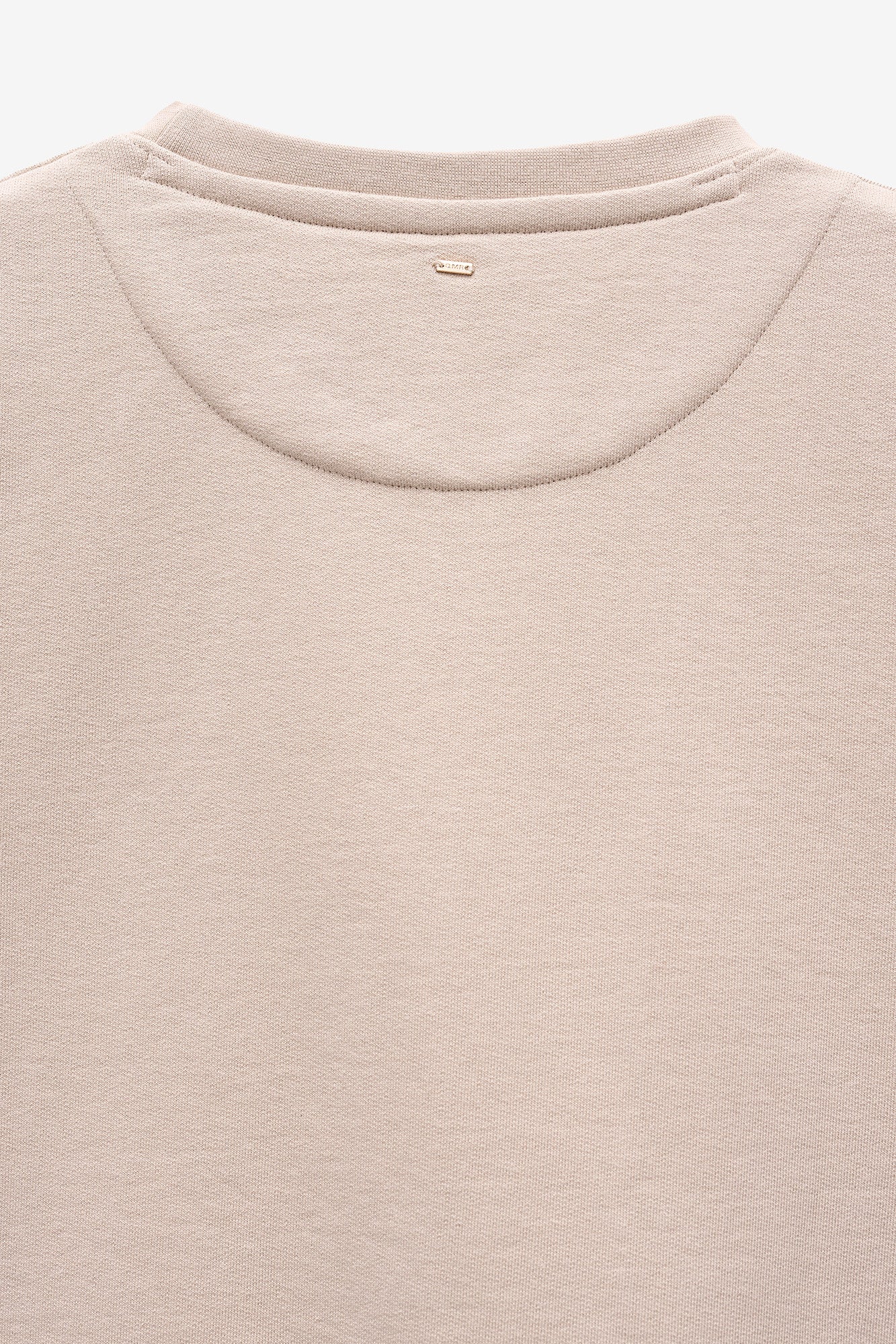 SWEATSHIRT COM APLICAÇÕES BRILHANTES