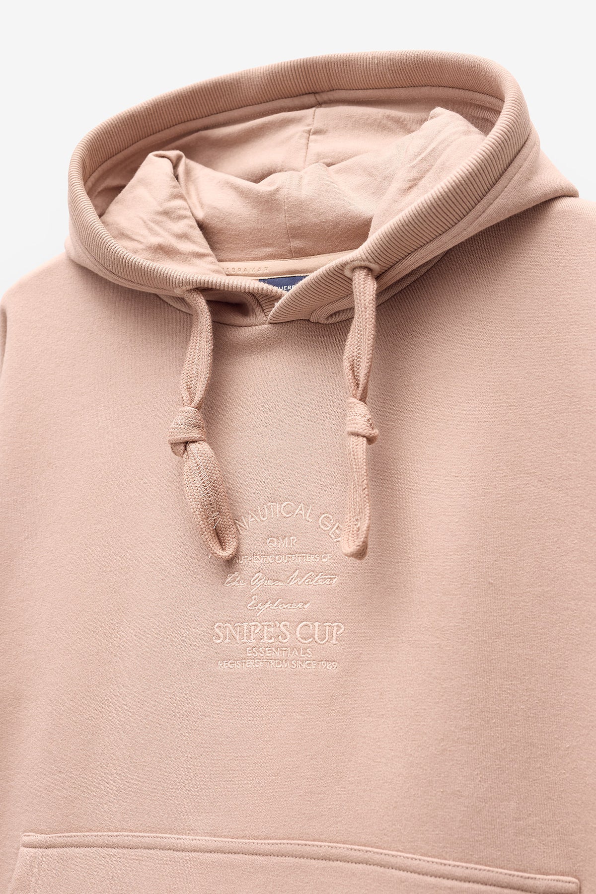 SWEATSHIRT COM CAPUZ E BORDADO
