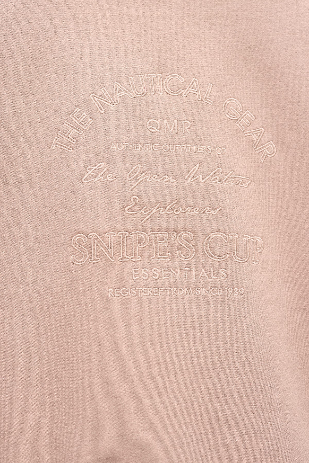 SWEATSHIRT COM CAPUZ E BORDADO