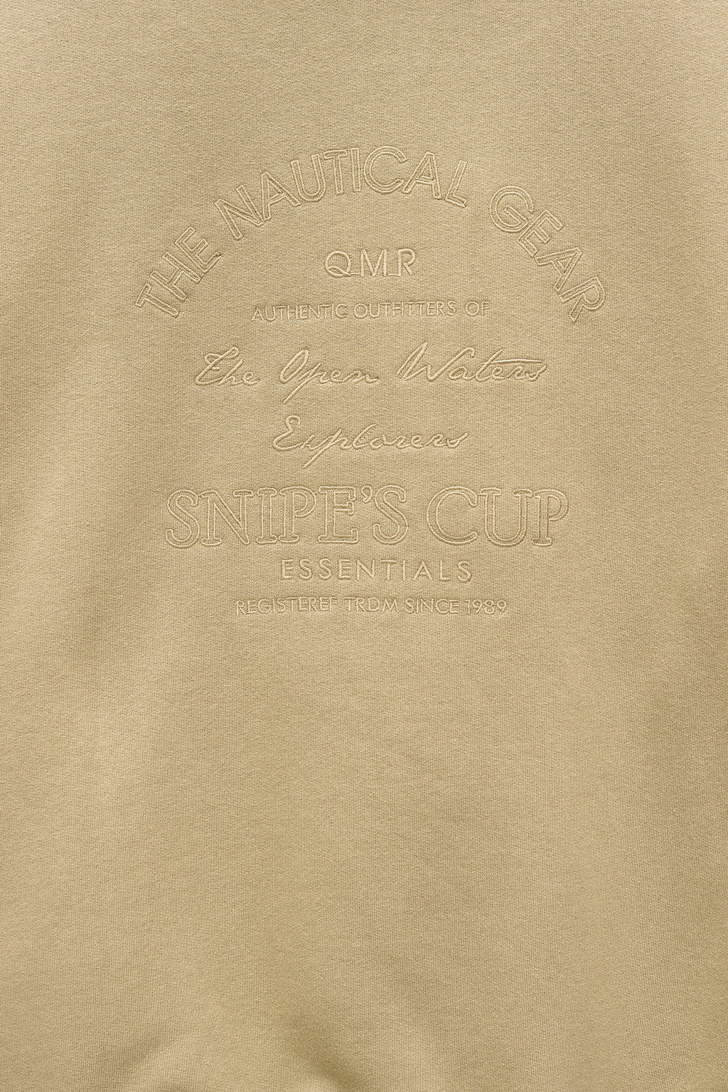 SWEATSHIRT COM CAPUZ E BORDADO