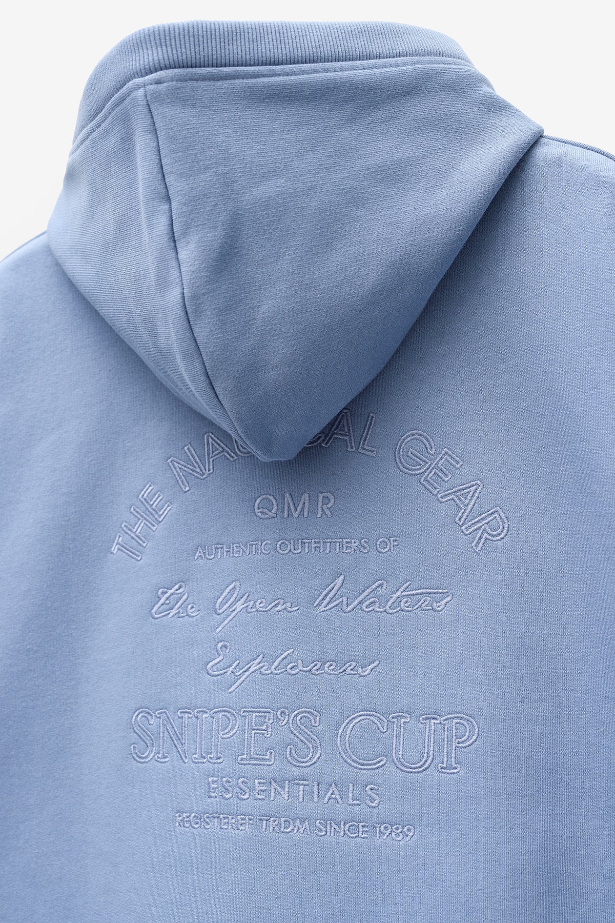 SWEATSHIRT COM CAPUZ E BORDADO