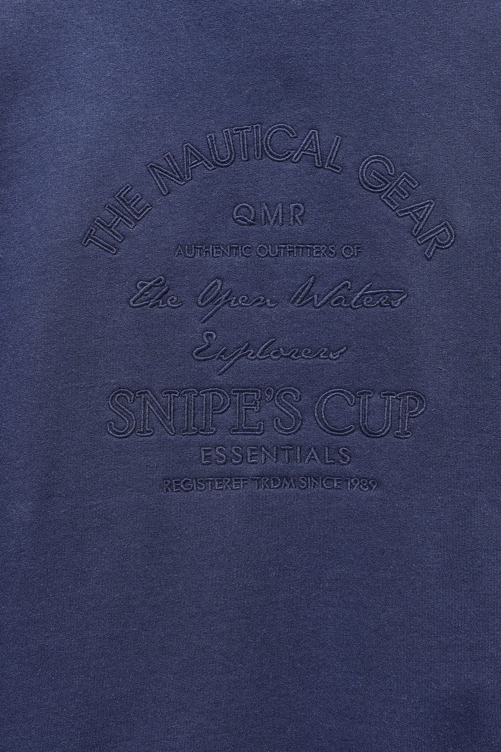 SWEATSHIRT COM CAPUZ E BORDADO