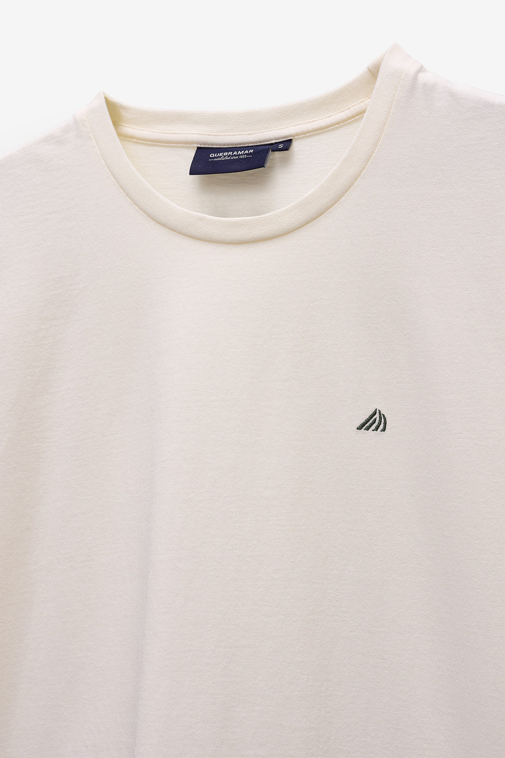 T-SHIRT BÁSICA COM LOGO
