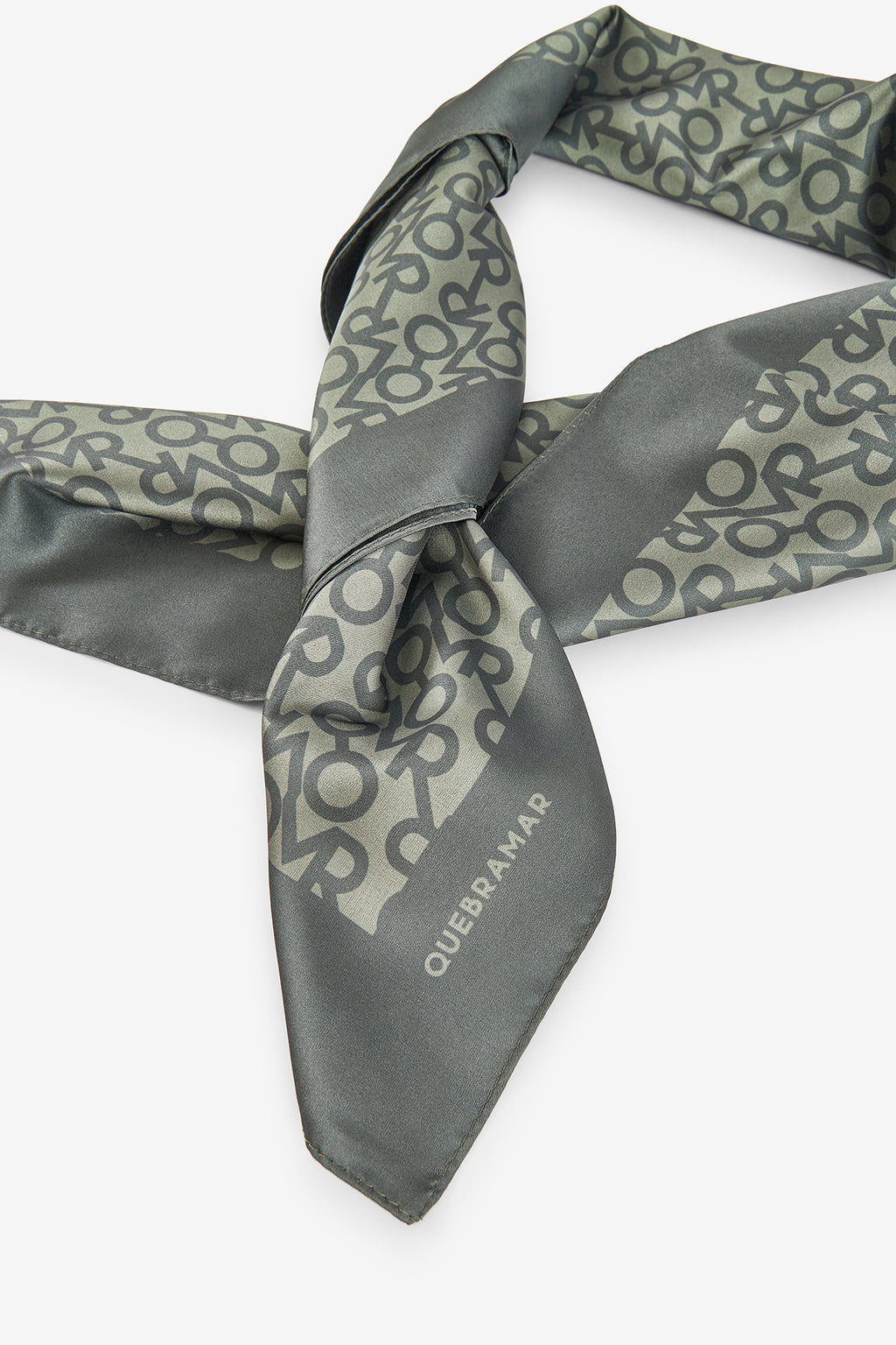 LENÇO ESTAMPADO COM LOGOTIPO