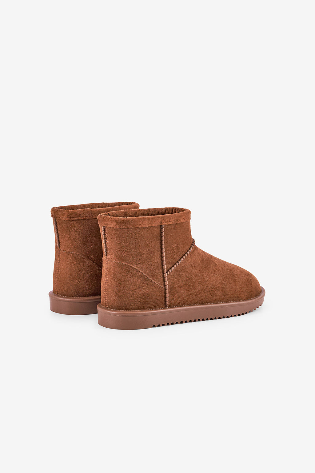 BOTAS COM PÊLO